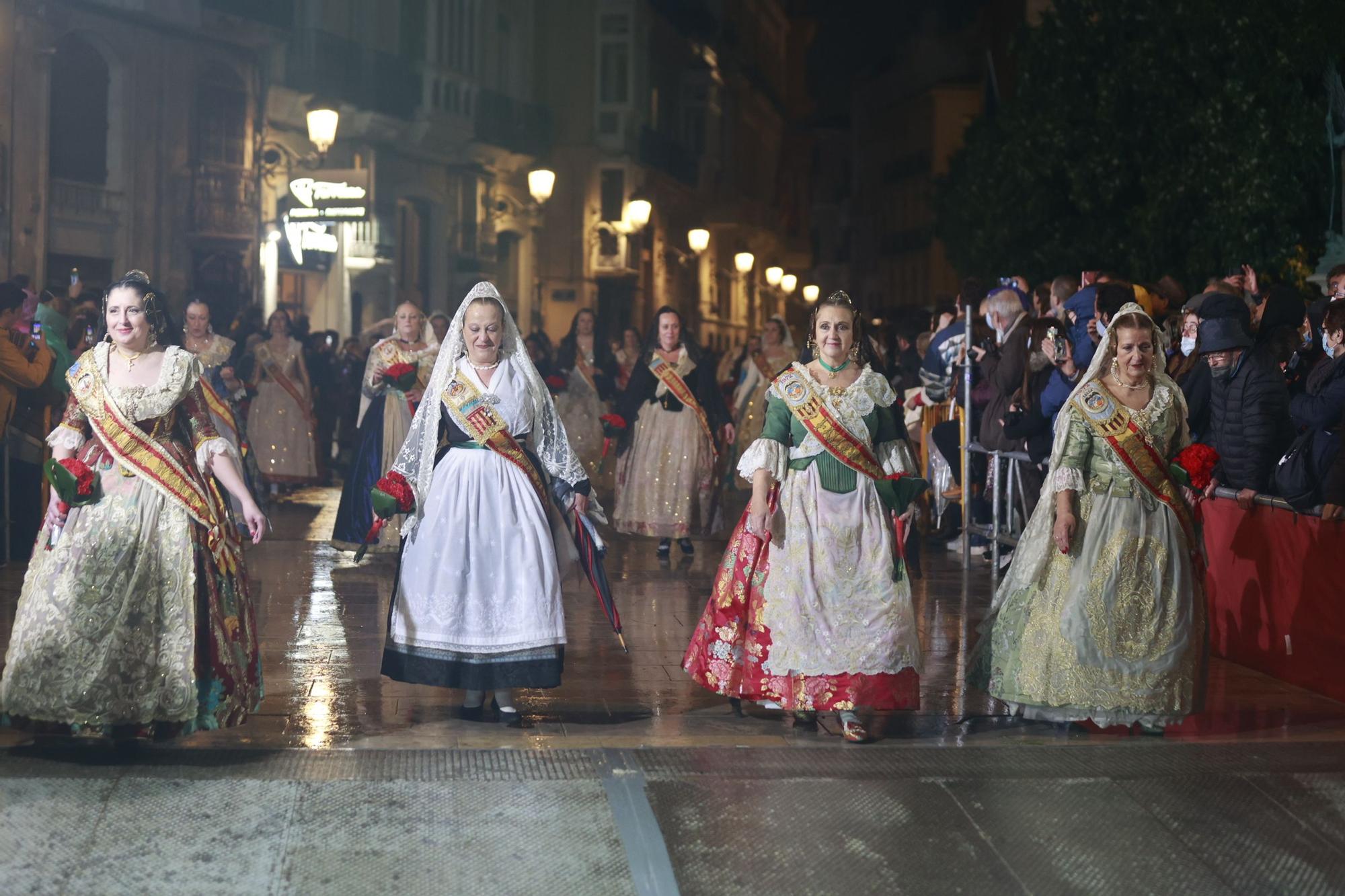 Búscate en la Ofrenda por la calle Quart (entre 22.00 y 23.00 horas)