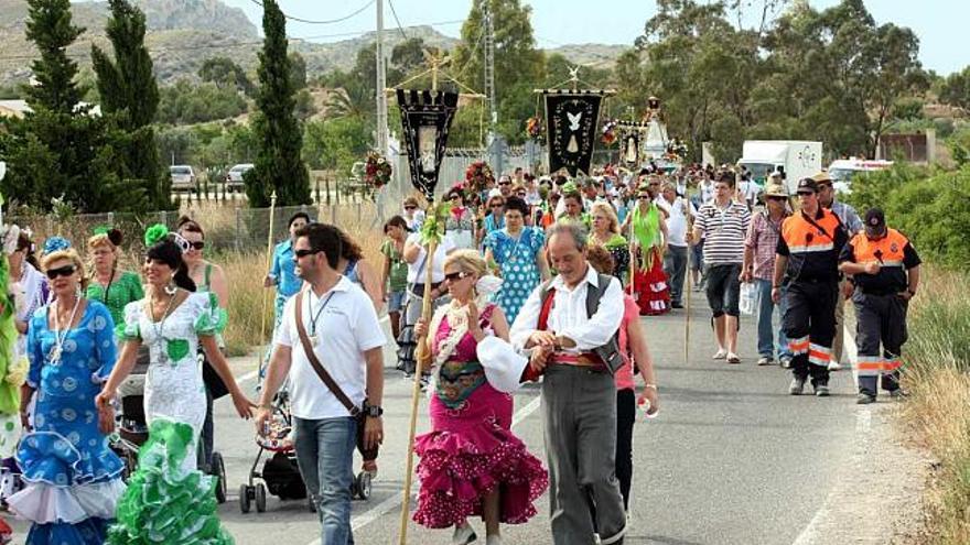 El regreso de la Blanca Paloma puso ayer fin a la celebraciones del Rocío.