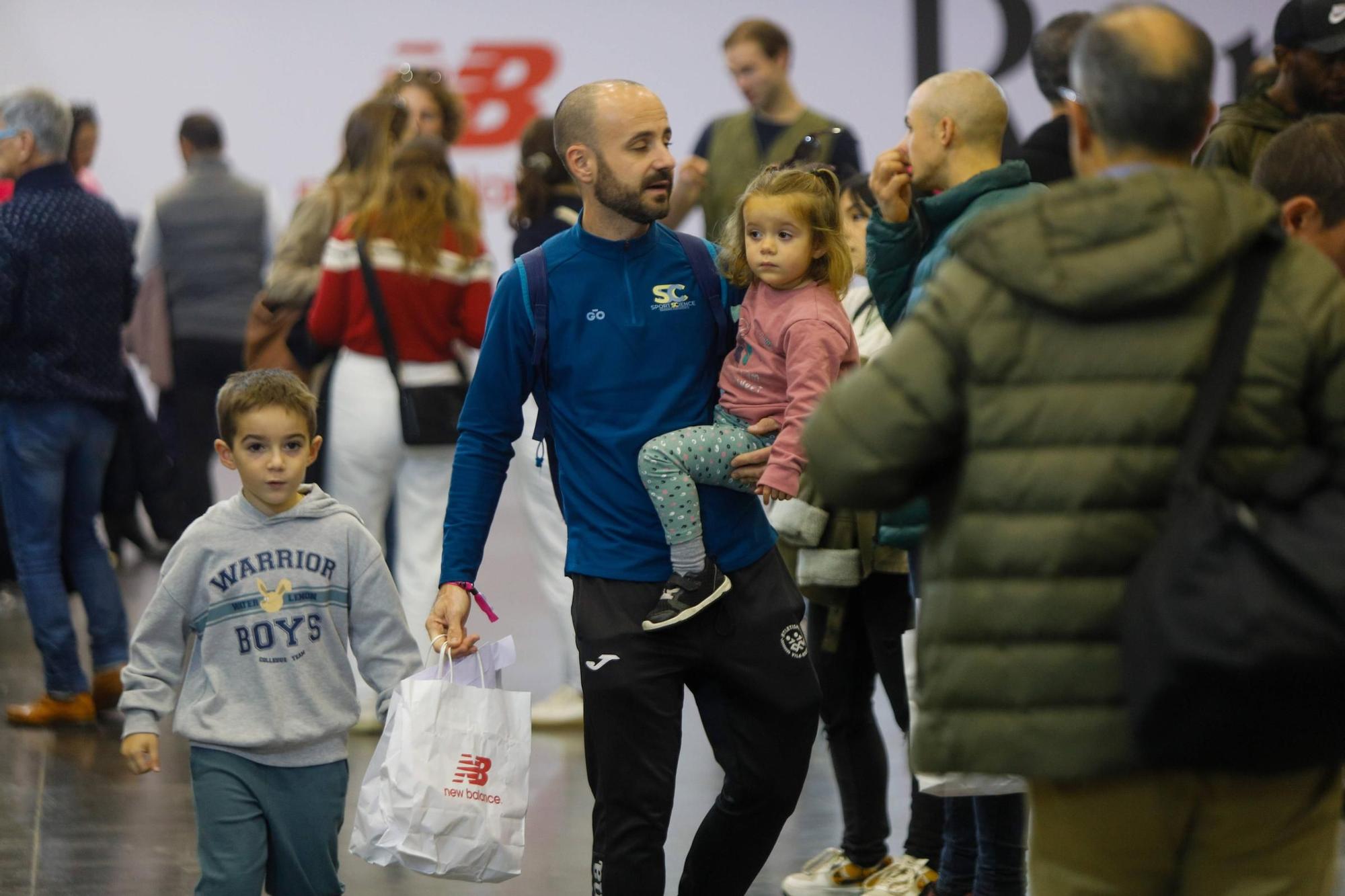 Segundo día de ExpoDeporte del Maratón Valencia Trinidad Alfonso