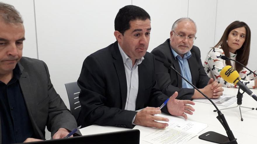 Diego Such junto al alcalde Antonio Francés y los concejales Jordi Martínez y Lorena Zamorano
