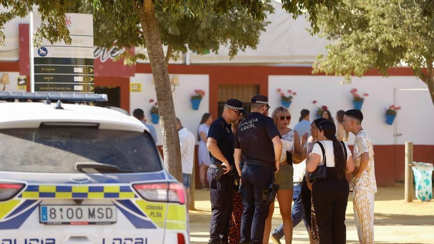 La Policía Local detecta taxistas y aparcacoches no autorizados en la Feria de Córdoba