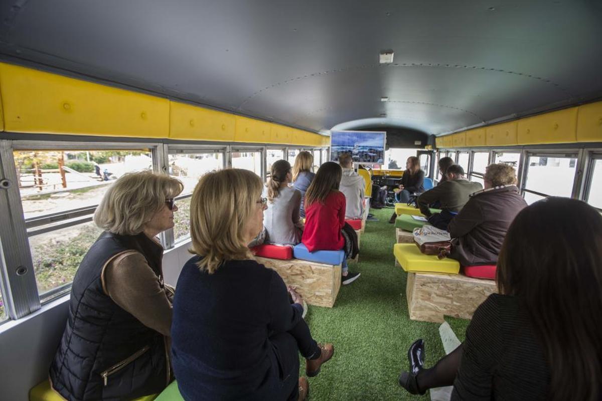 Presentación de Google Actívate en la plaza Séneca de Alicante