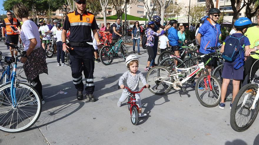 Casi 1.400 ciclistas en el Día del Pedal en Ibiza