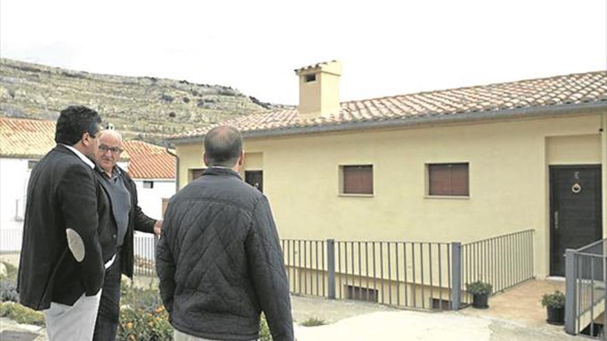 Ares potenciará los apartamentos municipales como recurso turístico