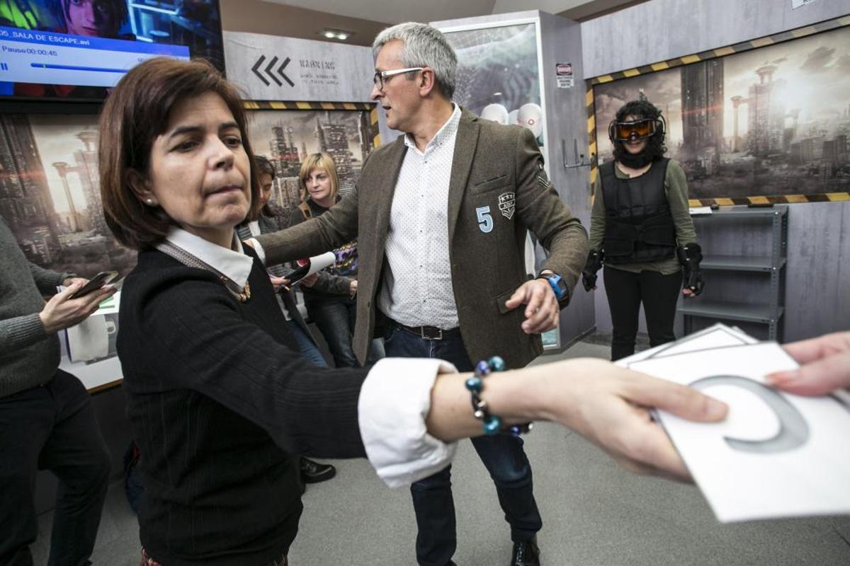 Presentan una escape room en el Instituto Asturiano de Prevención de Riesgos Laborales para sensibilizar sobre el tema de los riesgos laborales a estudiantes de FP