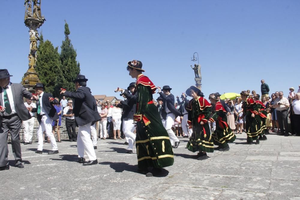 O Hío baila para rendir culto a San Roque