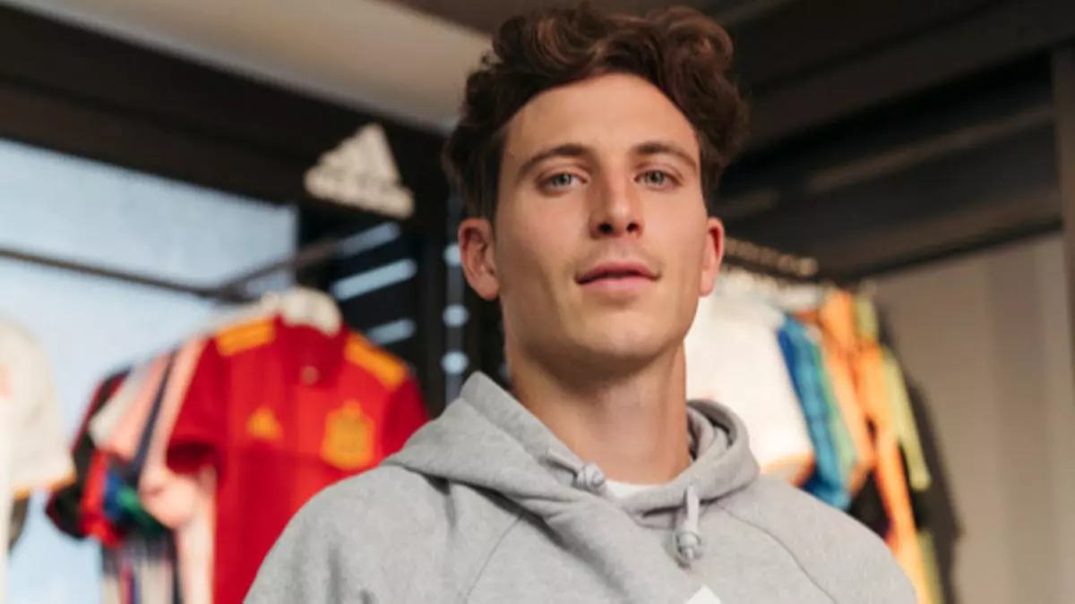 Pau Torres: "No soy tan bueno como Piqué"