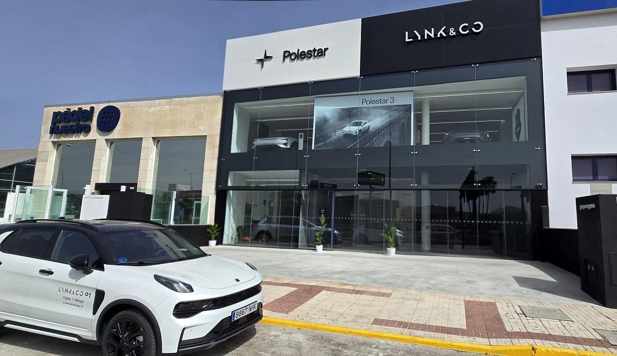 El concesionario de la marca china de automóviles Lynk&amp;Co, en la calle Horacio Quiroga de Málaga.