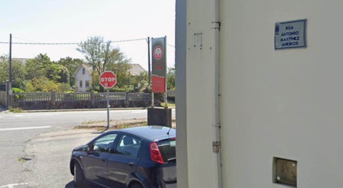 Calle dedicada a Antón Aneiros en 2016 en Narón