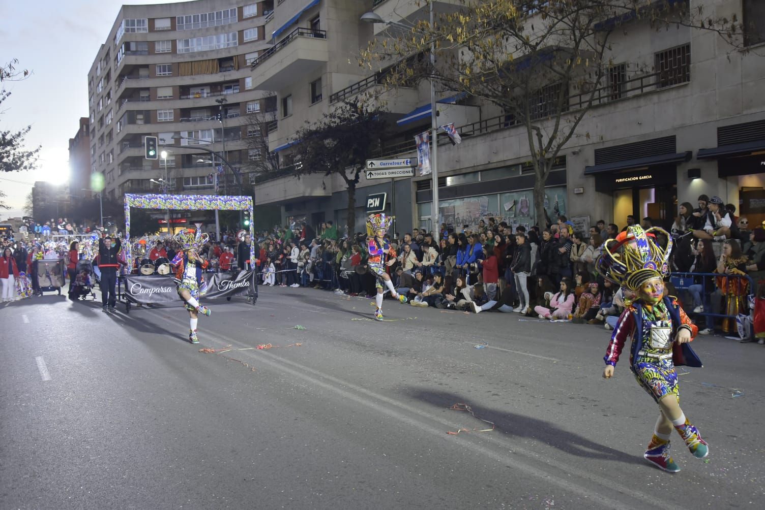 GALERÍA | Mira el desfile de comparsas infantiles de Badajoz