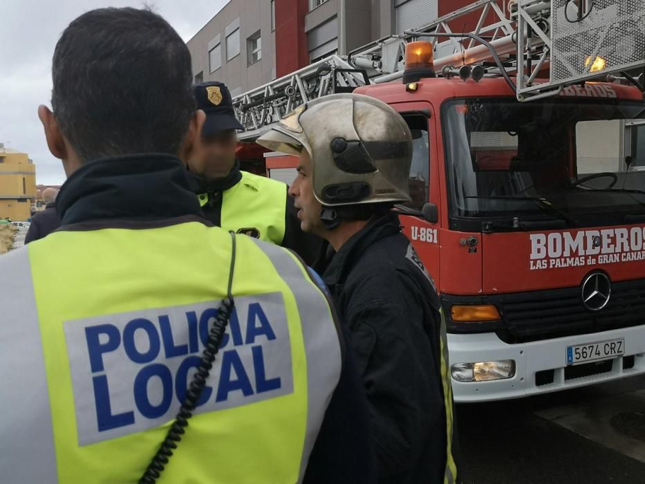 Incendio en una casa de Las Palmas de Gran Canaria (23/04/18)