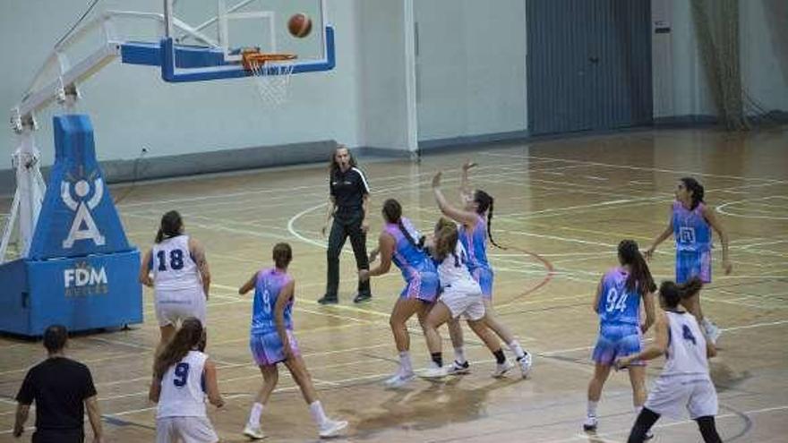 Un partido del ADBA de esta temporada en El Quirinal.