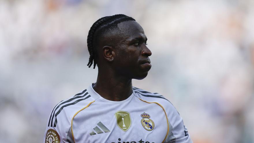 Vinicius: "Quiero jugar en el Real Madrid por muchos años"
