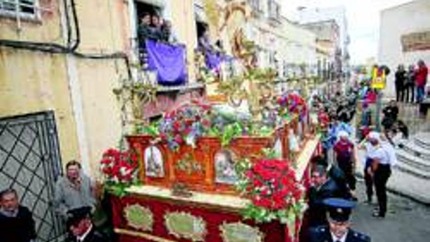 El Encuentro acorta el recorrido y se celebra en San Agustín por la lluvia