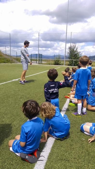 Visita de David Fernández al Campus el Real Oviedo