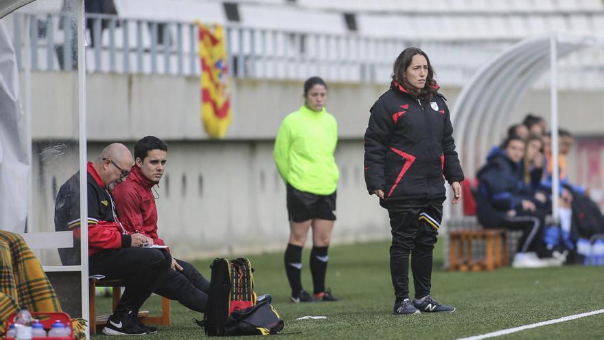 Vera, entrenadora de la selecció catalana sub-15 femenina