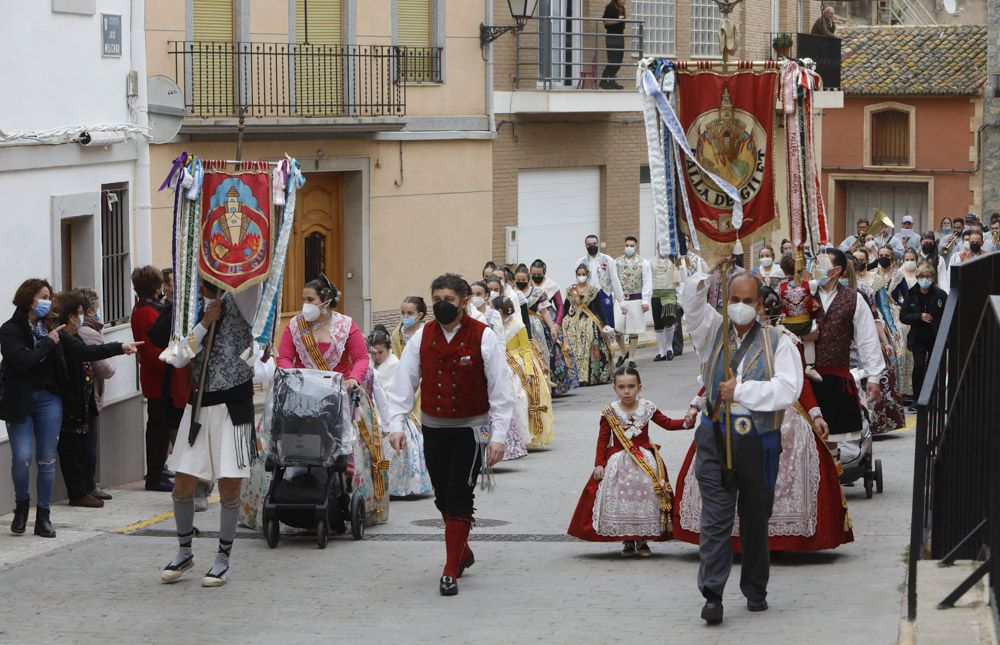 Visita de las comisiones falleras a Gilet y Faura.