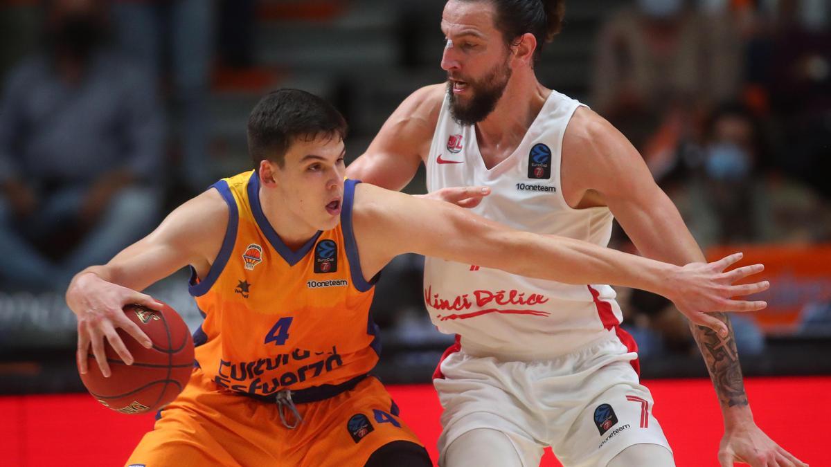 Jaime Pradilla está consolidándose en la élite de la mano de Joan Peñarroya en el Valencia Basket