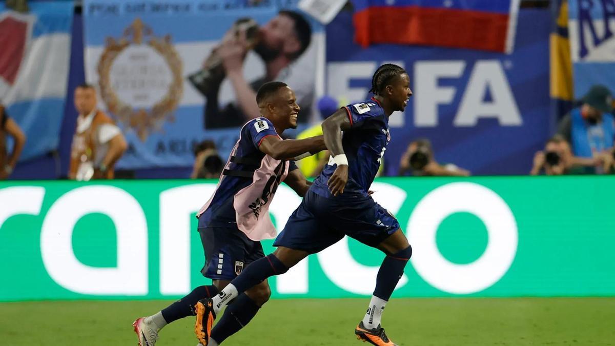 Lopes Cabral celebra su golazo ante Argentina