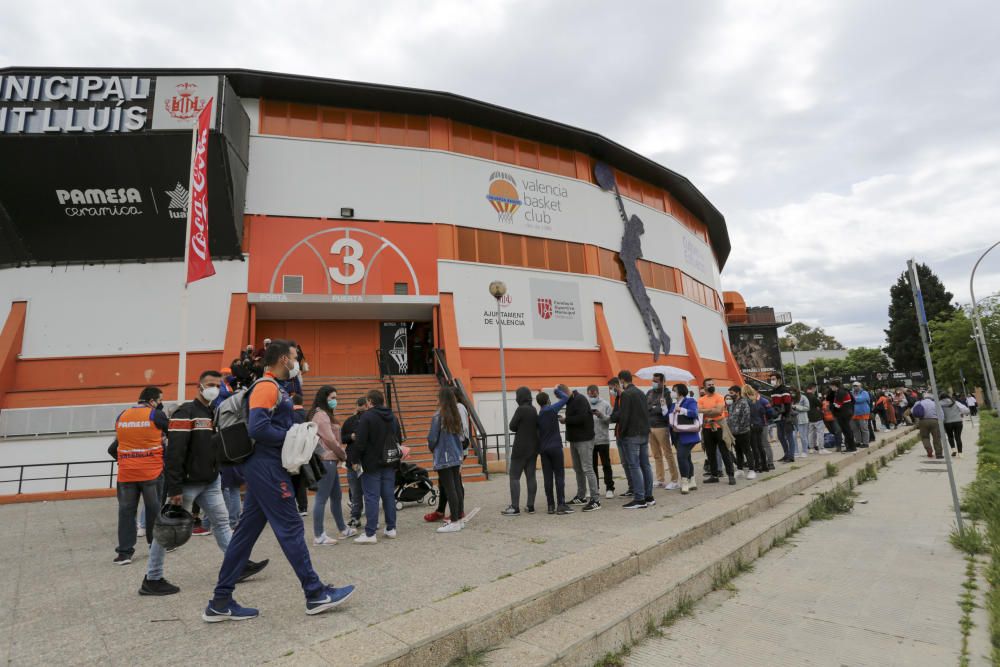 Ambientazo y mucha emoción en La Fonteta