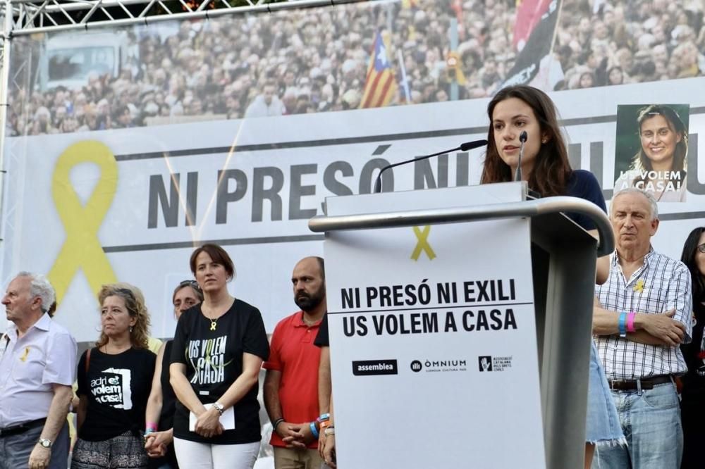 Manifestació a Barcelona per reclamar la llibertat dels polítics presos i a l'estranger