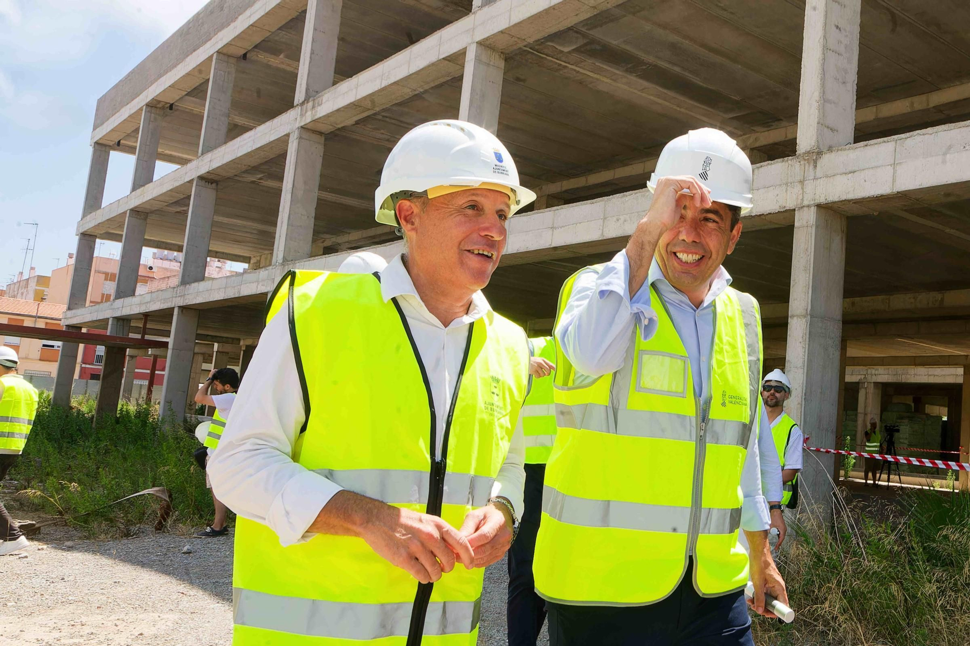 Visita de Mazón al futuro IES Jaume I de Burriana