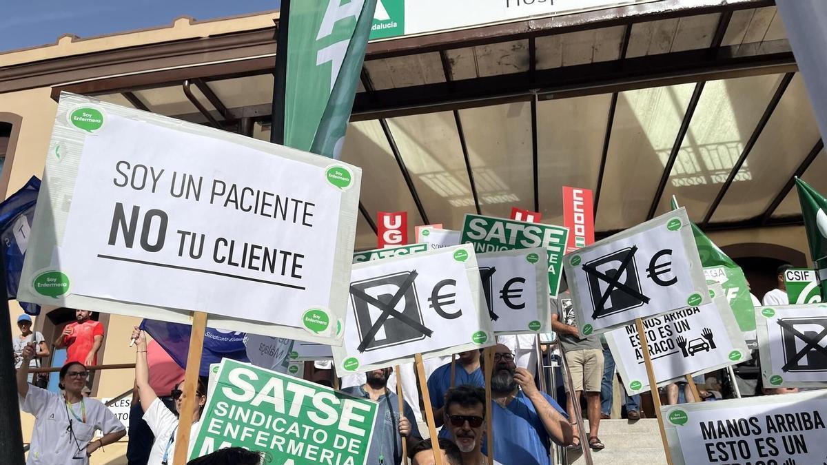 Concentración del pasado 22 de junio frente al Hospital Civil contra los precios del nuevo aparcamiento