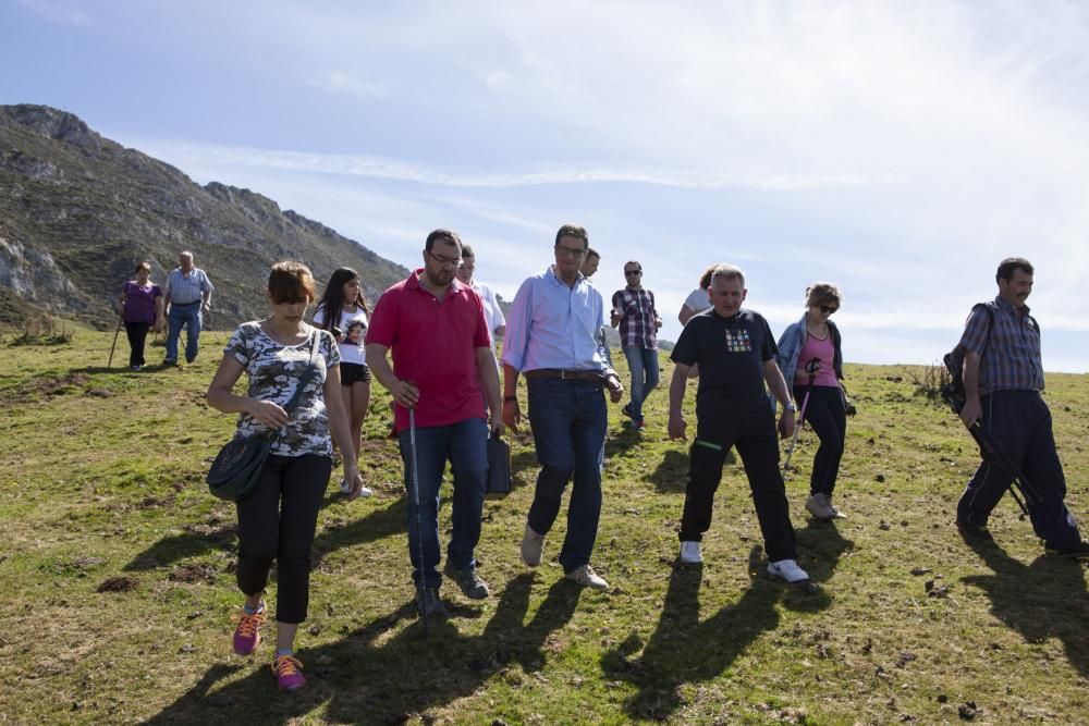 Homenaje en el pozu Funeres