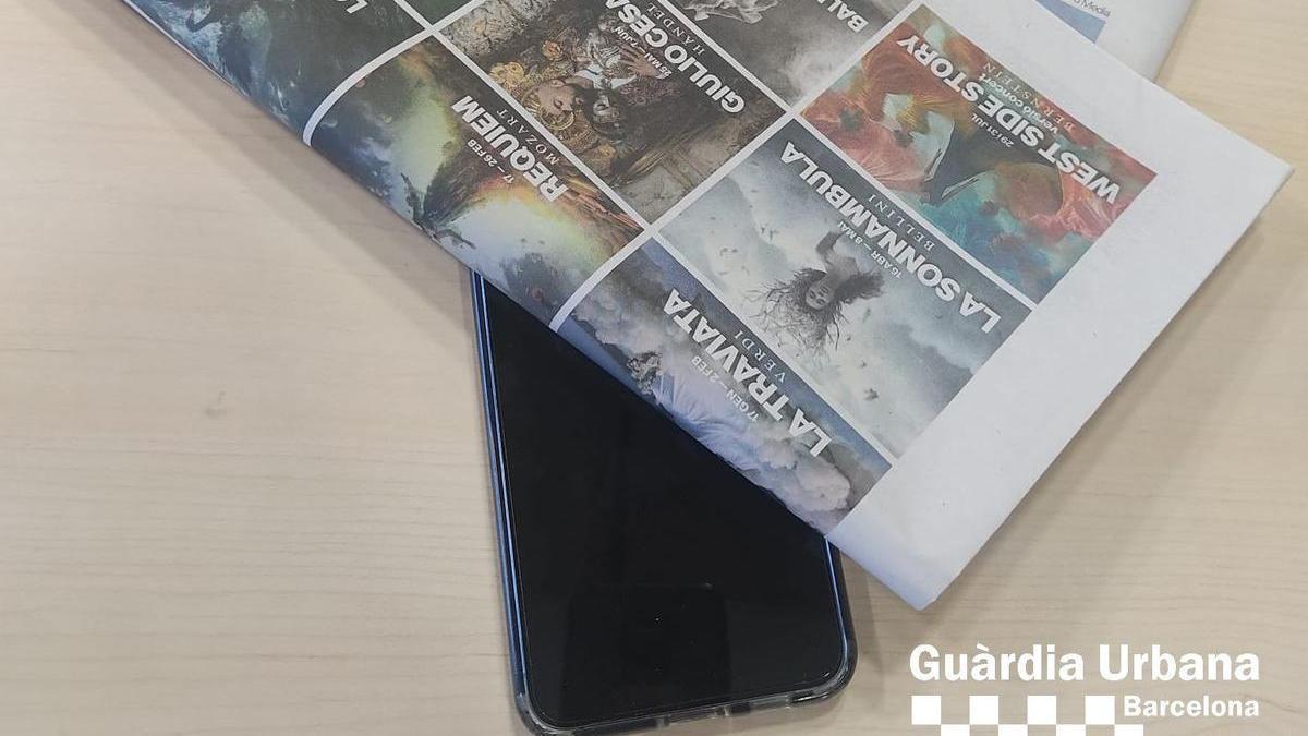 La Guardia Urbana alerta sobre los hurtos con el método 'underpaper'