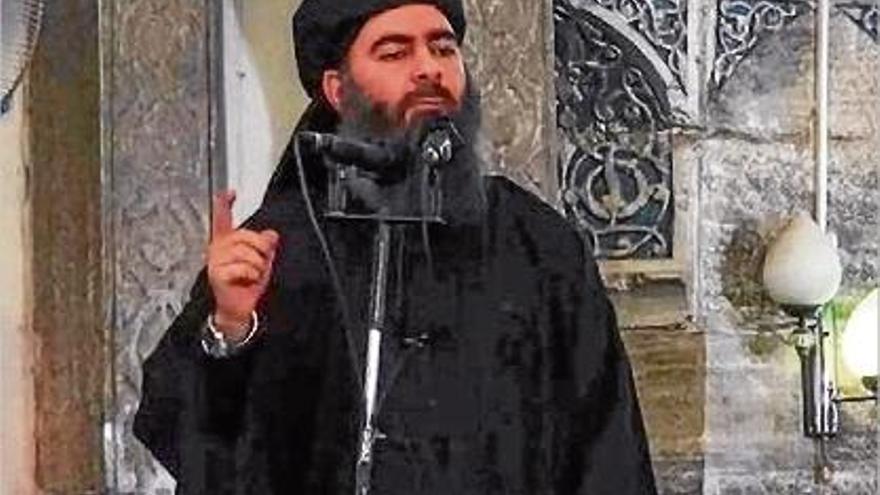 Imatge d&#039;Abú Bakr al Baghdadi fent un discurs el 2014.