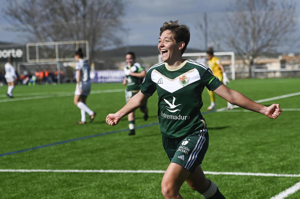 Las imágenes del Cacereño Femenino-Europa