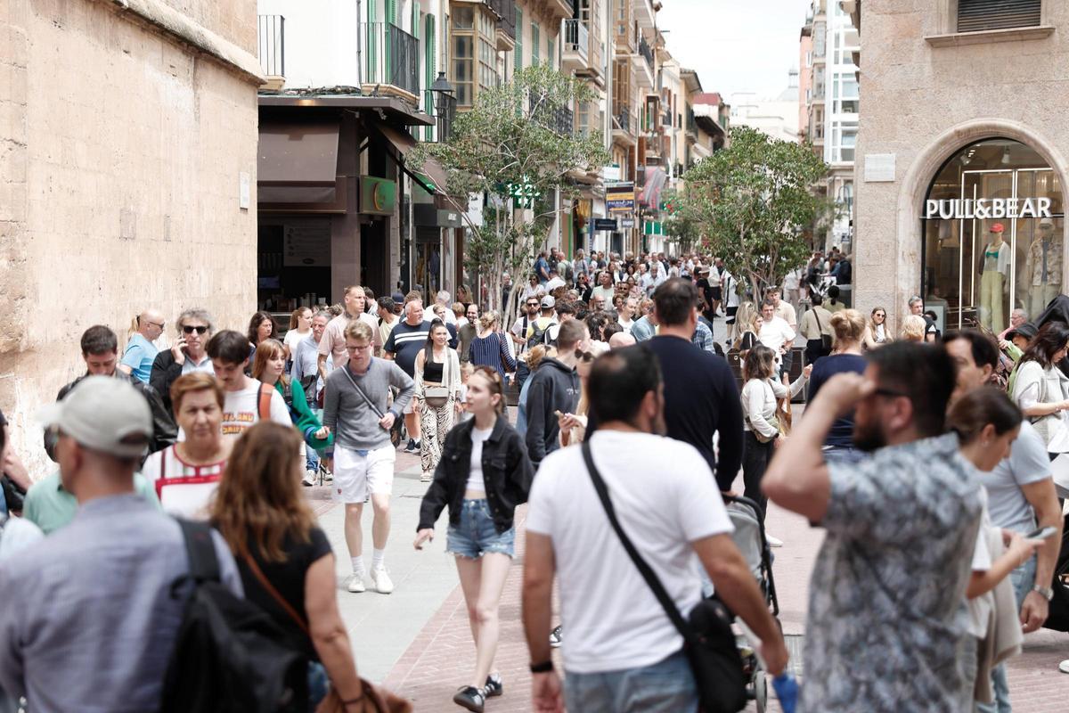 La población ha aumentado en 471.389 personas desde 1996