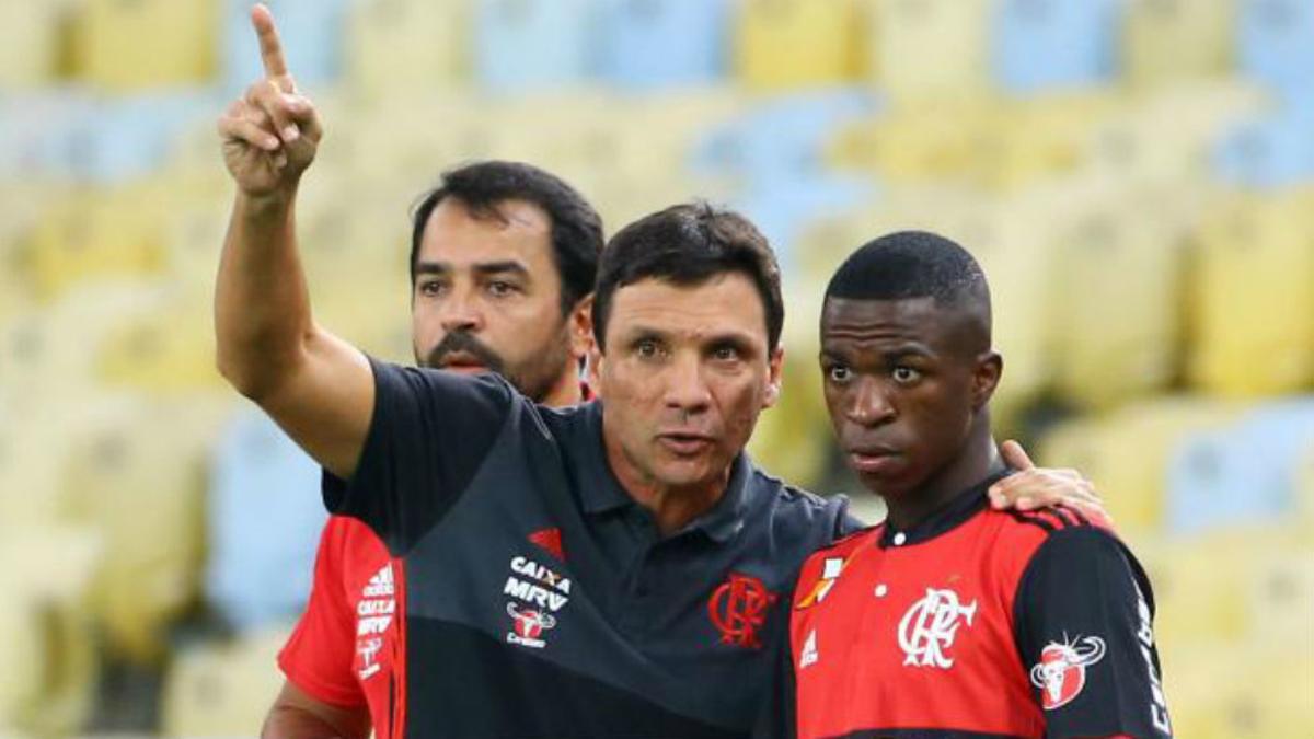 Zé Ricardo y Vinicius, entrenador y jugador del Flamengo años atrás.