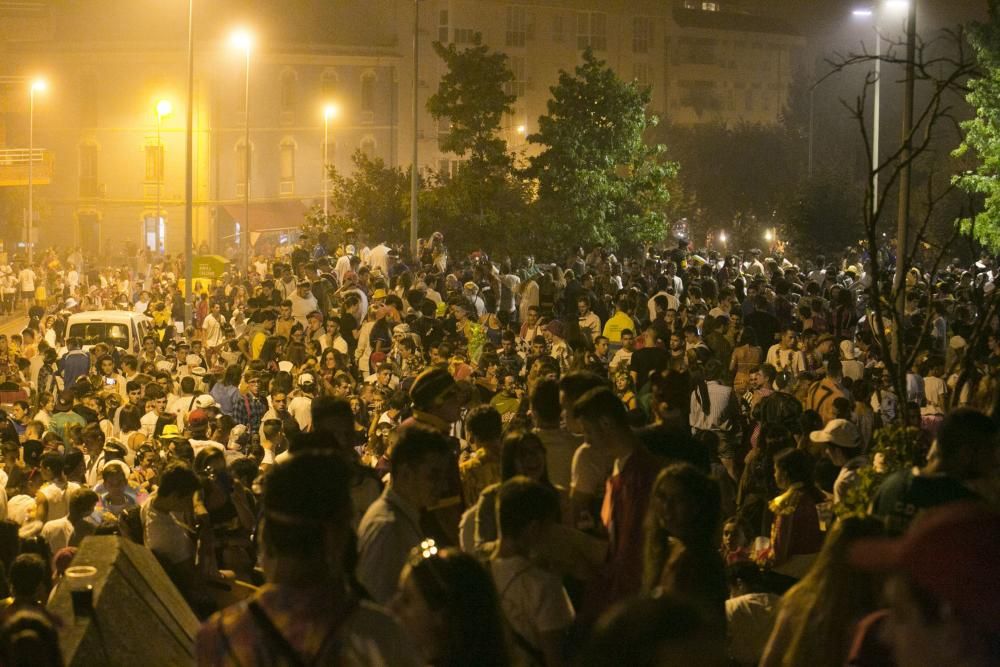 Carnaval de noche en Luanco