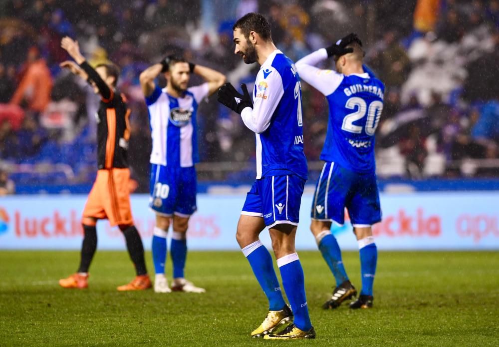 El Dépor cae en Riazor ante el Valencia