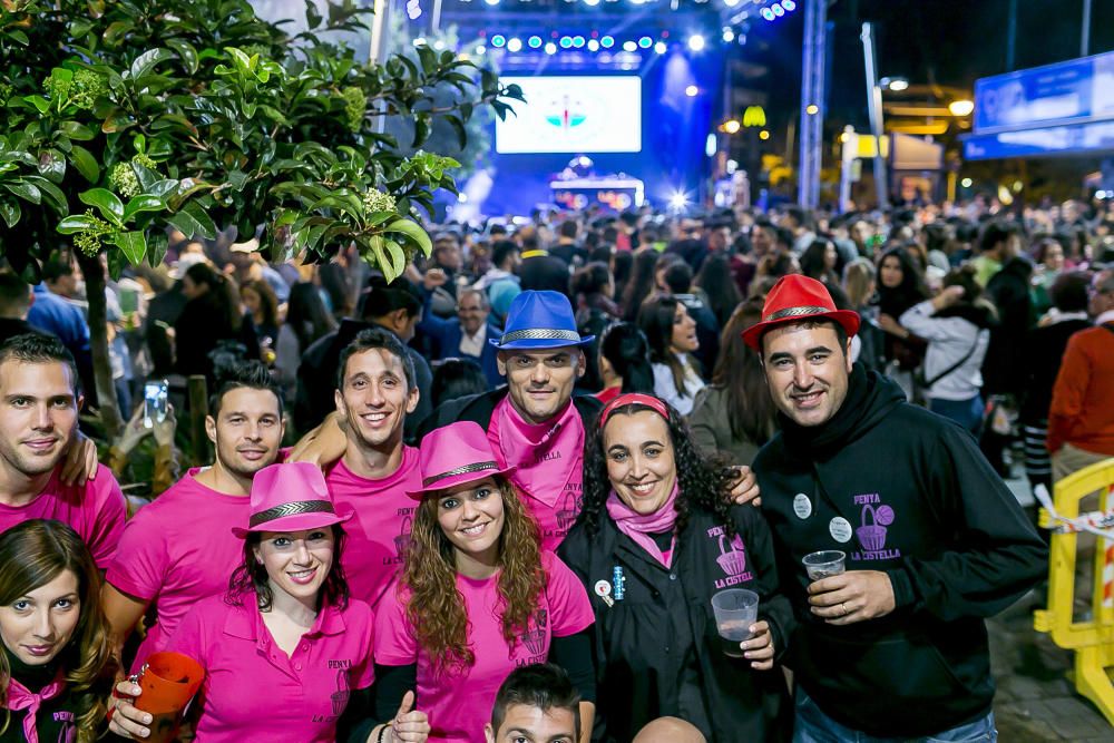 Ambiente nocturno en las fiestas de Benidorm