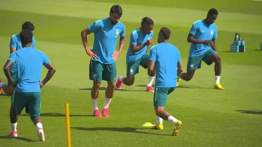 Brasil se prepara para el duelo contra Japón: ¿será la hora de Neymar?