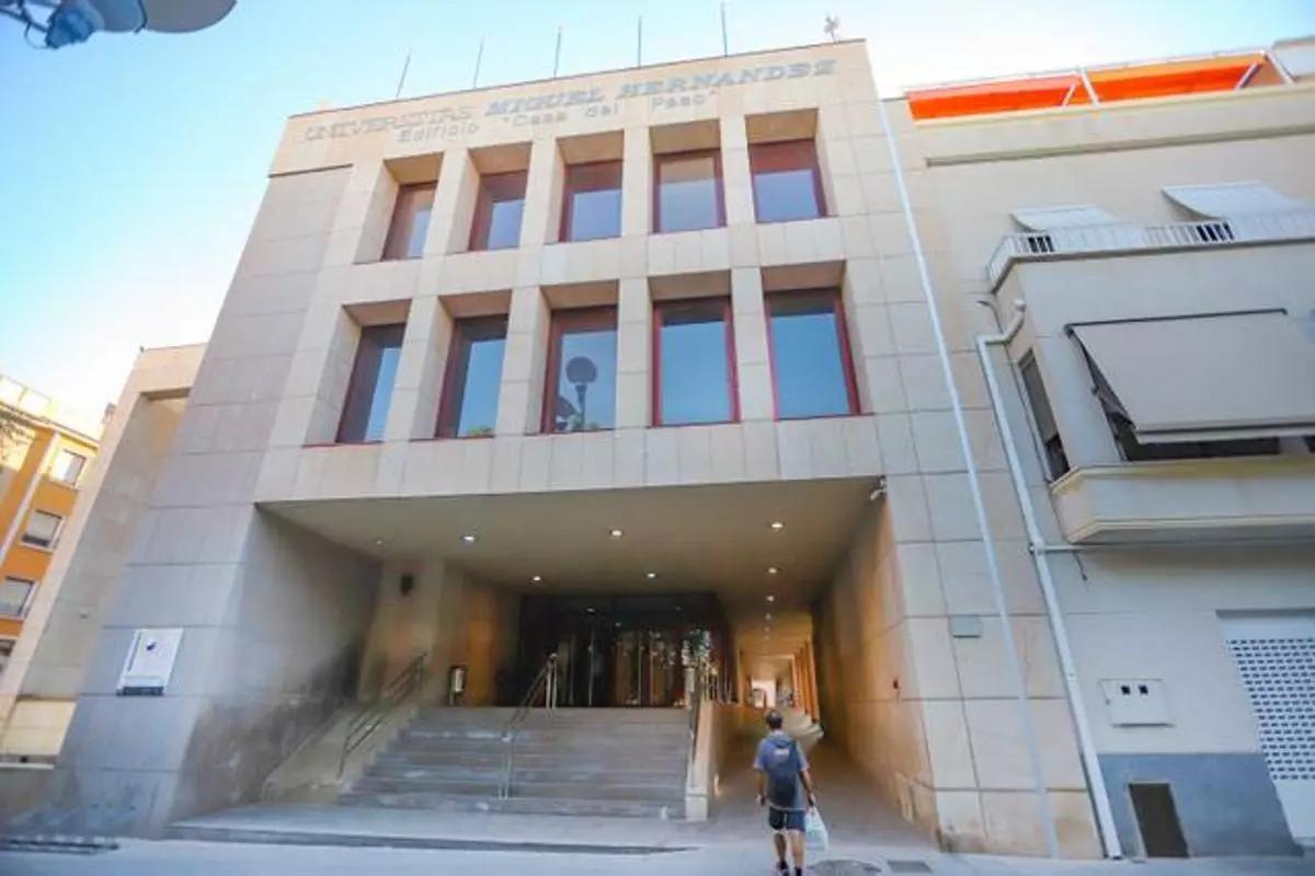 Edificio Casa del Paso, en el campus las Salesas de la UMH
