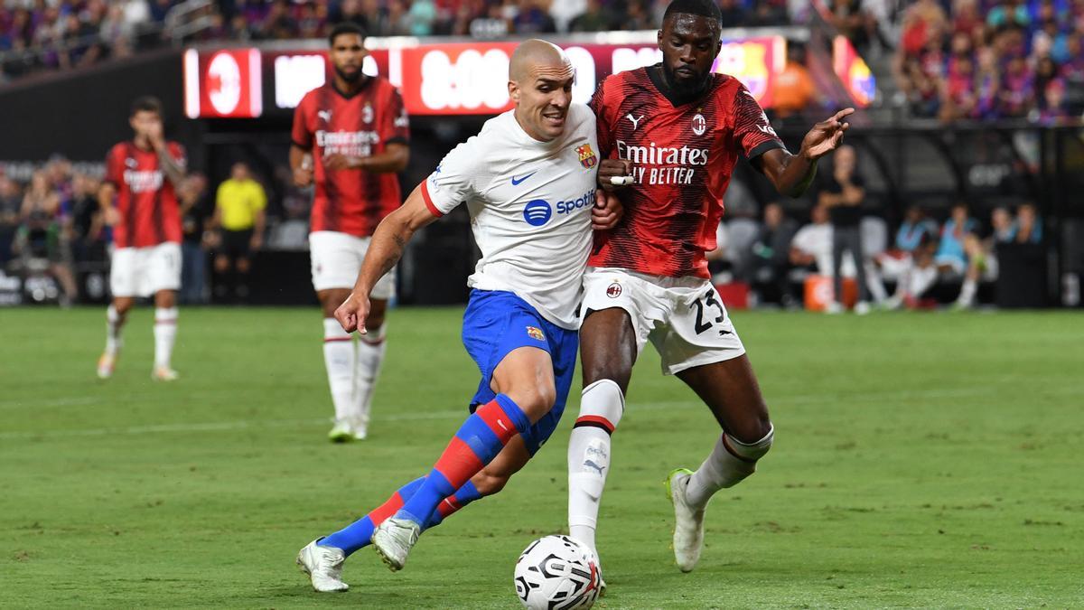 Romeu y Tomori, en el Milan-Barça jugado en Las Vegas.