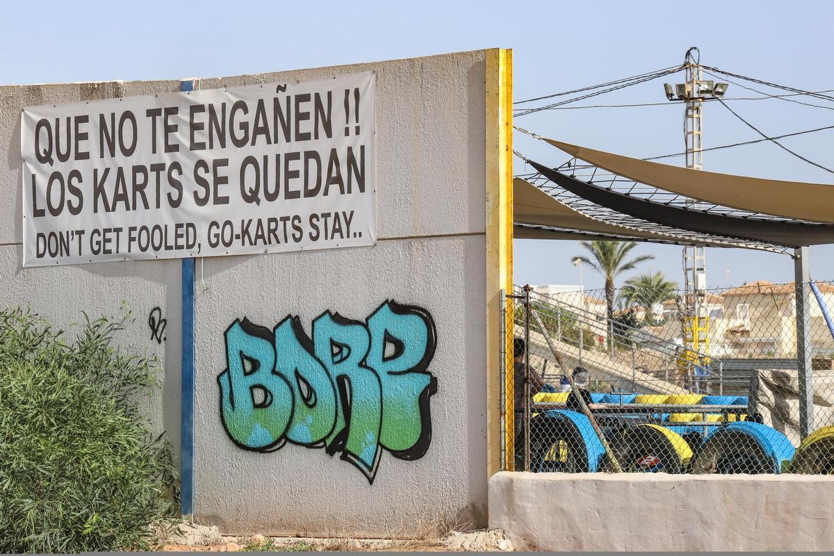 Protesta, en octubre de 2022, para que la pista de karting siga funcionando