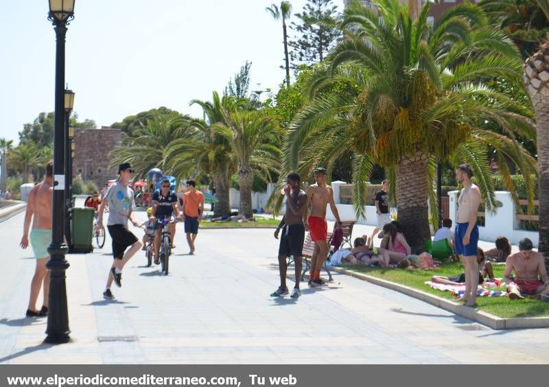 GALERÍA DE FOTOS- El FIB llena Benicàssim de música y miles de turistas