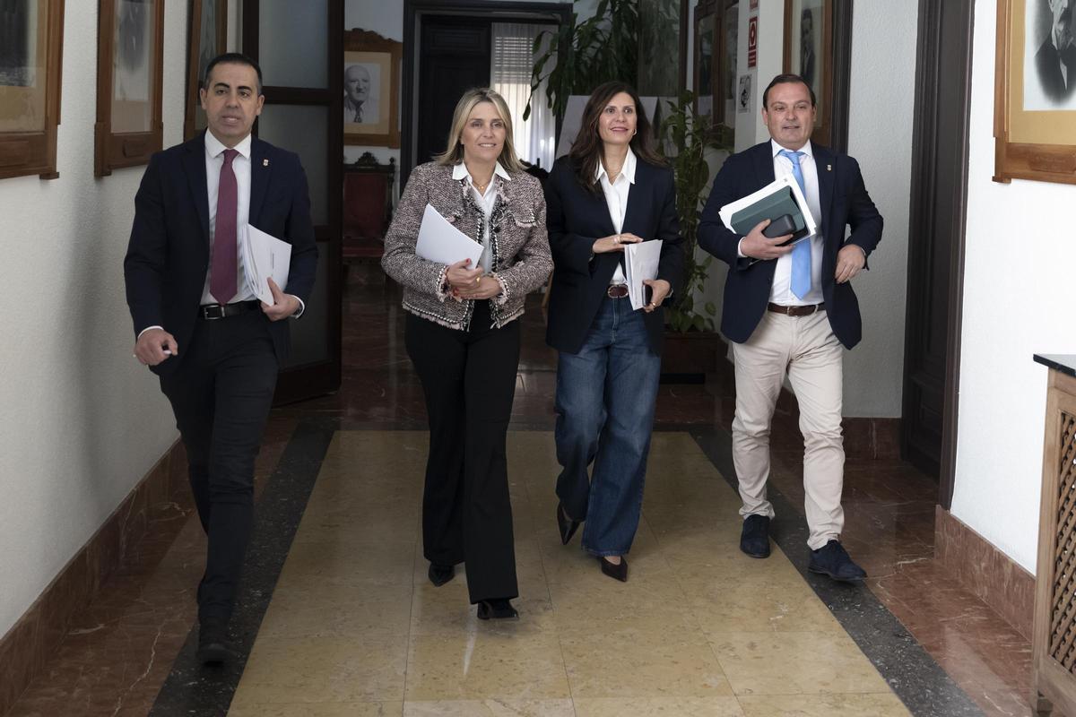 Los máximos representantes de la Diputación de Castellón.