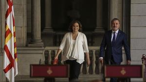 Ada Colau y Jaume Collboni, en la presentación del equipo de gobierno municipal de Barcelona, esta semana.