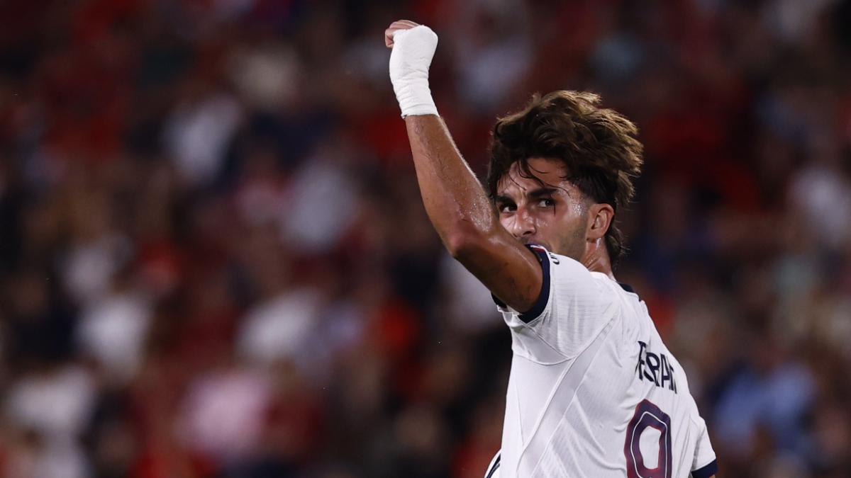 Ferran anotó un doblete en su debut con el PSG