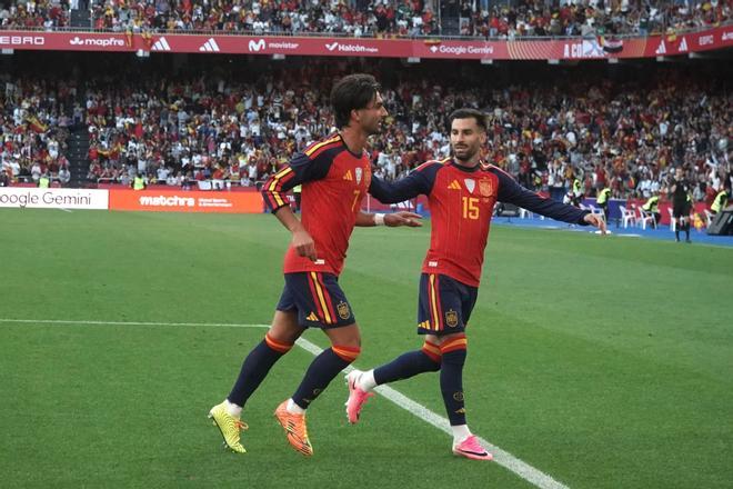 1-1 | España se conforma con un empate plomizo ante Irak en Riazor