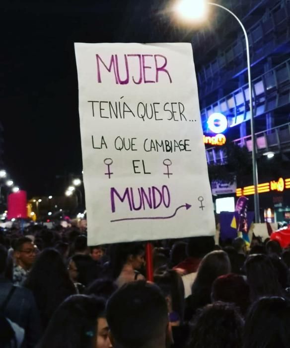 8M - Manifestación del Día de la Mujer en Las Palmas de Gran Canaria