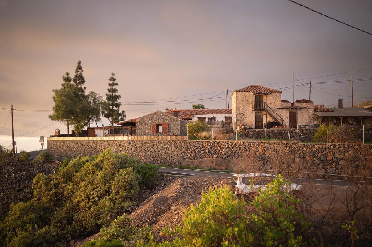 La vida en Taucho, uno de los núcleos de la Tenerife vaciada