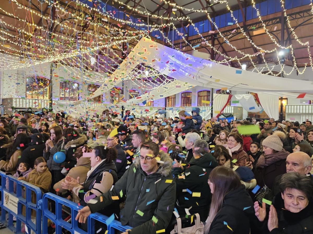 EN IMÁGENES: APOTEOSIS DE LOS MAGOS EN VILLAVICIOSA EN IMÁGENES: APOTEOSIS DE LOS MAGOS EN VILLAVICIOSA