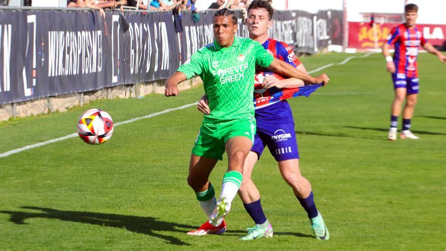 El Yeclano cae ante el filial del Betis en un ensayo del play off (0-1)