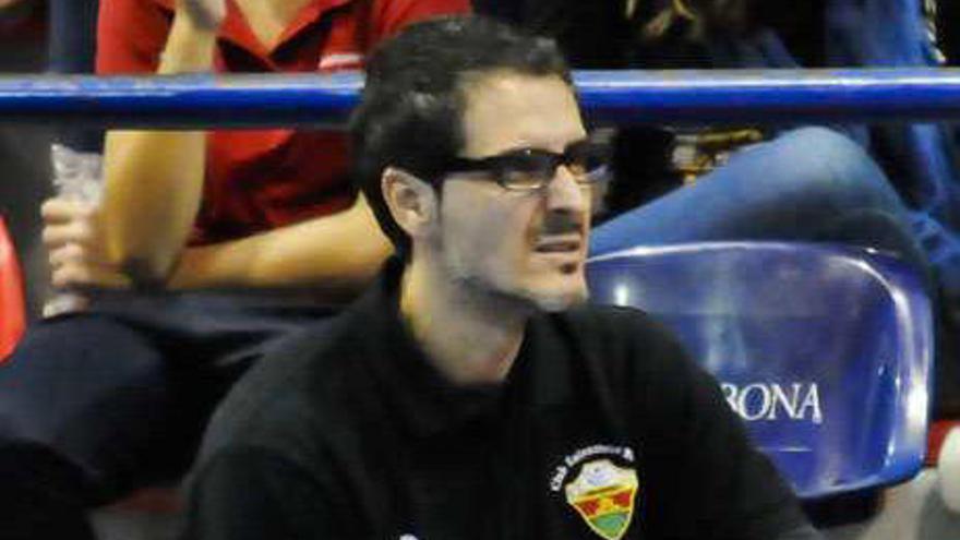 José Ignacio Padres, técnico del Elche Mustang.